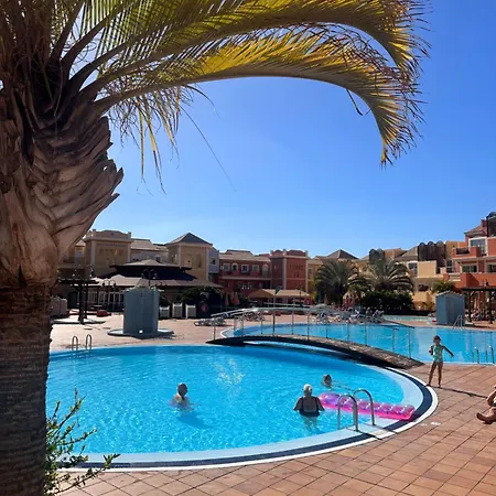 Sunset 2 & Heated Pool Los Cristianos (Tenerife)