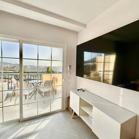 Sunset 2 アパート *